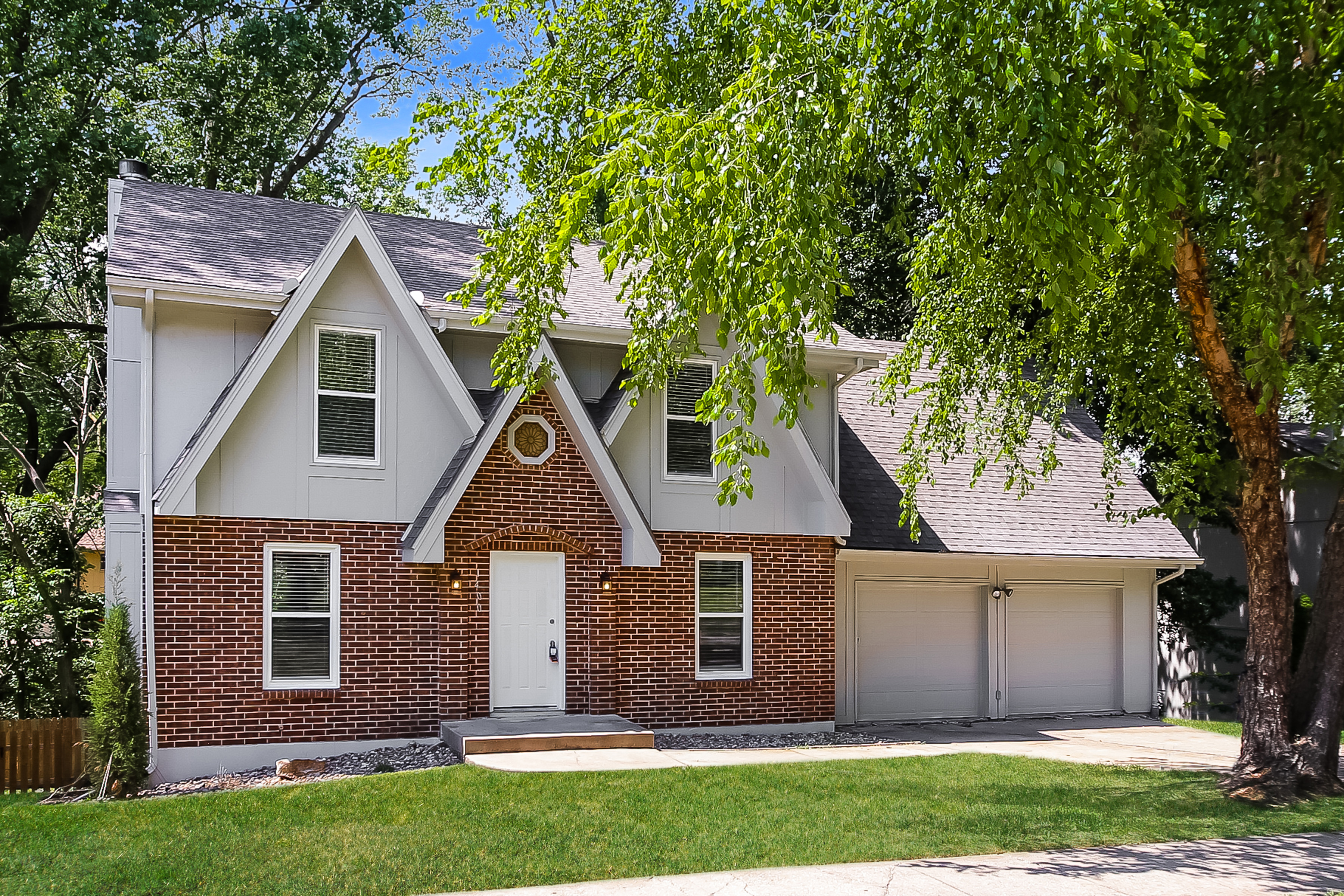 1400 80th NE Place Kansas City, MO 64118